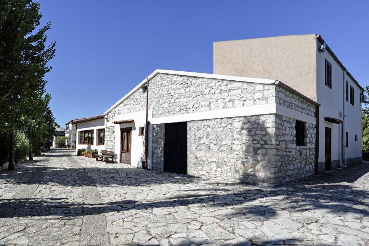 Agriturismo Tenute Pollara Roccamena Exteriör bild
